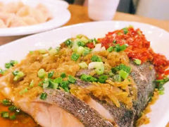 双椒鱼头-米香居新鲁味·水饺餐厅