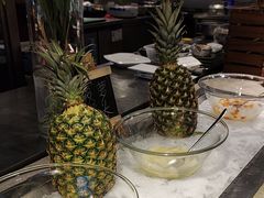 -昆山裕元花园酒店·温莎西餐厅