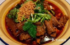 Pork Intestine and Beef Tendon Stew