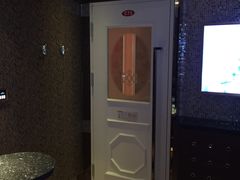 -OS CLUB(长风大悦城店)