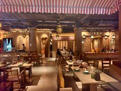 -耶里夏丽·丝路国际·新疆餐厅(浦东区东方路店)