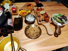 -晃晃悠悠酒肉合作社