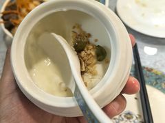 -汗腾格里·风味餐厅(新疆驻京办店)