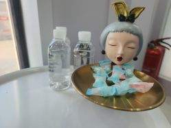 -靓芙泉·0感专研祛痘