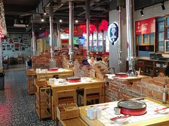 大堂-么肆烤肉·中式自助·烤肉大排档(街道口季佳PAI店)