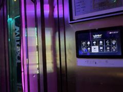 -温莎KTV(珠江路店)
