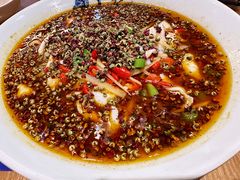 自贡招牌麻麻水煮鱼-本来川菜(中骏广场店)