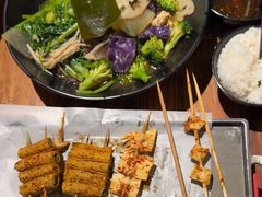 -万记麻辣烫国展总店