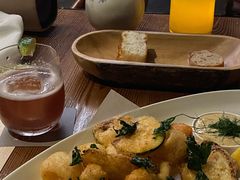 炸什锦海鲜沙拉-Mercato莫卡多露台餐厅与酒吧(K11店)