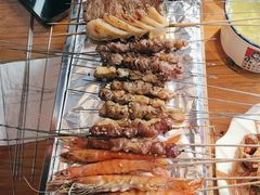 -喝丢一只鞋海鲜烧烤·海肠捞饭(文体街店)
