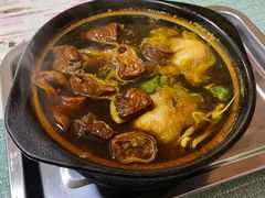 招牌红烧肥肠砂锅-鼎香砂锅店