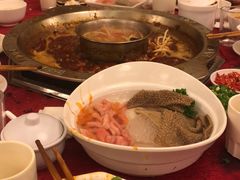 -山城年华老火锅(玉林店)