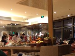 -视界美食自助餐厅·石家庄希尔顿酒店