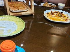 -东口码头·烧鸽子·鱼头泡饼·地方菜(金鹰悦城店)