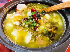 -周鱼小馆石锅酸菜鱼(活力汇店)