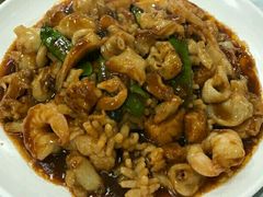 -六和聚传统烤鸭.天津菜(和平店)