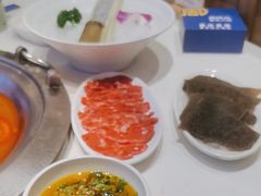 -周师兄大刀腰片火锅(磁器口直营店)