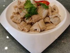 -侬佳蒸菜馆(听潮店)