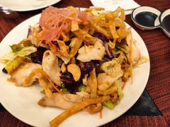 鸡肉沙拉-WOLFGANG PUCK KITCHEN & BAR(迪士尼小镇店)