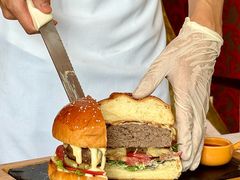 -青岛香格里拉·鱼跃地中海西餐厅