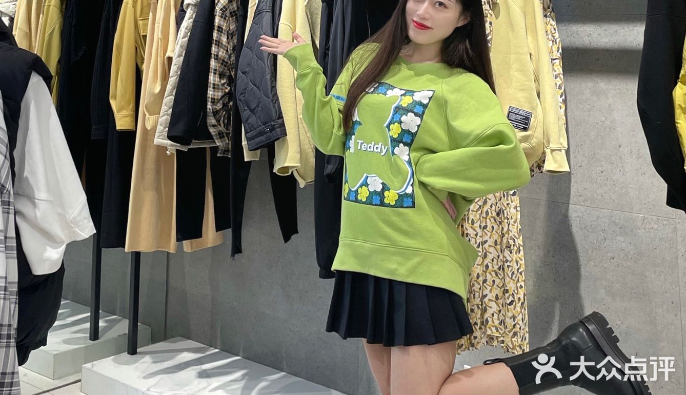 禹公子OOTD |女孩子衣柜里怎么能没有卫衣和马甲？