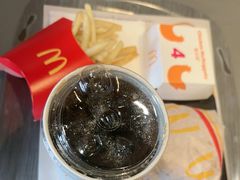 -麦当劳(杨林得来速店)