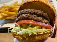 -The Habit Burger Grill 哈比特汉堡(复兴soho店)
