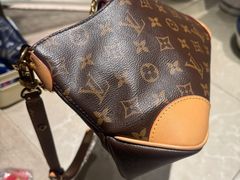 -小飞侠奢侈品回收 寄卖 养护(宝山宝龙广场店)