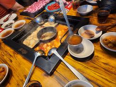 -老牌坊云南鱼豆花火锅(嵩山店)
