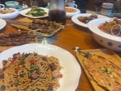 -乡村馕坑肉·烧烤·新疆菜·本地人更爱吃(阿勒泰首店)