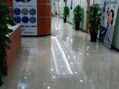 -茂菊口腔连锁(浦东南路店)