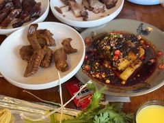 -老鼎万春卤菜(五代传承创始老店)