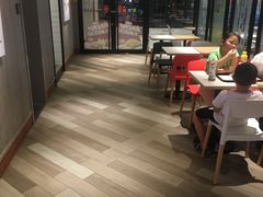-肯德基(大港大润发店)
