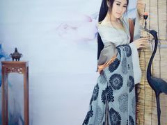 -九月鹰飞汉服摄影工作室