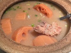 -小凤庭·地道湖北菜武昌鱼·藕汤(38年黄鹤楼店)
