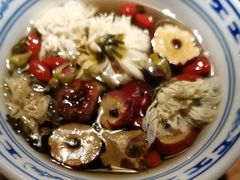 -首秀·四川料理(星耀101店)