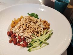 -荷塘秋月·本帮江浙菜(国权路店)