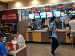 -麦当劳(华融店)