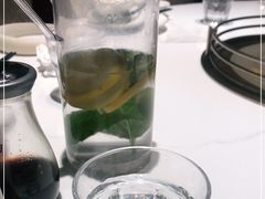 -领鲜天下·焗海鲜·花胶鸡(天目里店)