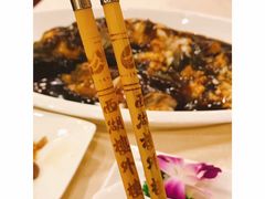 -楼外楼·停车场