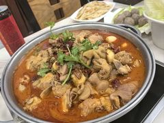 肥肠公鸡锅-彭记铁锅肥肠(东四总店)
