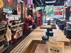-肥汁米蘭香港米线(定西路店)