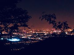 -鬼笑石后山停车场