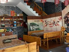 大堂-古城苗家土菜馆(河景餐厅店)
