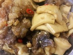 牛蹄配豆腐-老兵牛蹄店(下沙店)