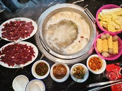 -官塘兄弟·潮汕牛肉店(官塘总店)