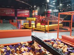 -VFSC极限蹦床主题公园(乐园道彩悦城阳光店)