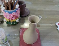 -泥娃娃DIY陶吧(易生活购物公园店)