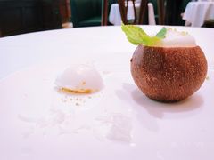 椰子慕斯-福楼法餐厅FLO