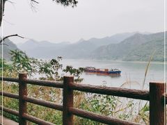 -羚羊峡古栈道森林公园